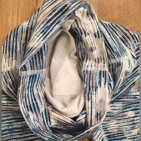 Lululemon Women's Size 2 High Times Blurry Belle Stretchy Multicolor Leggings - Picture 9 of 9